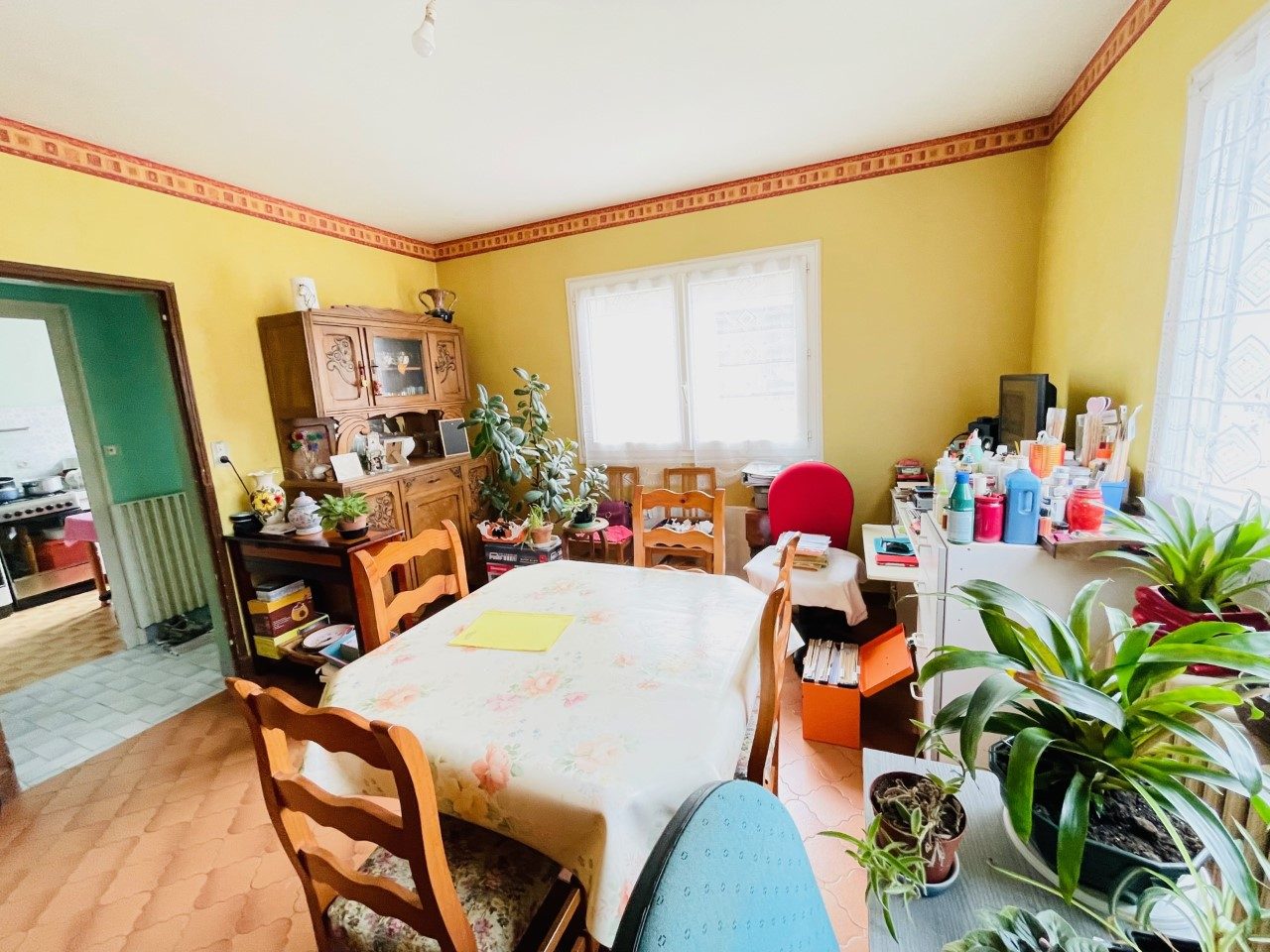 Mehun maison T.4 avec jardin et garage (louée, investissement)